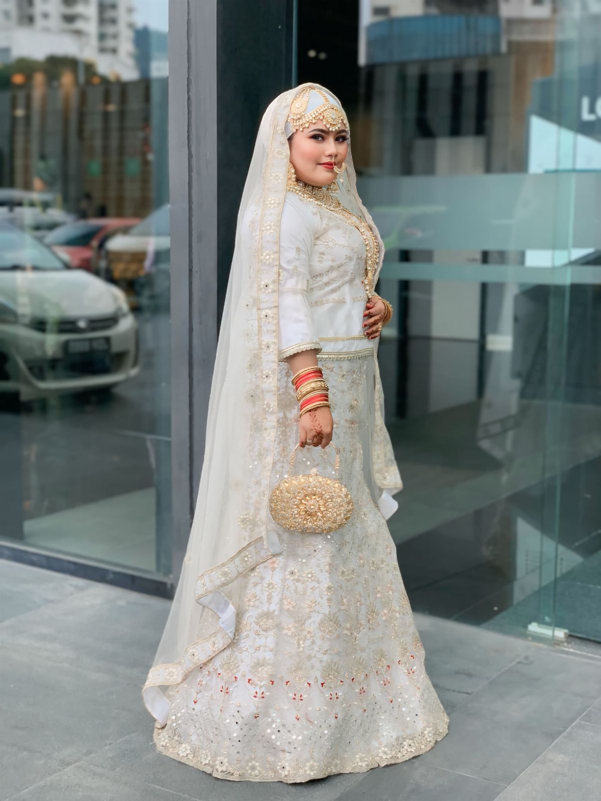 Grand Mirror Off White Lengha