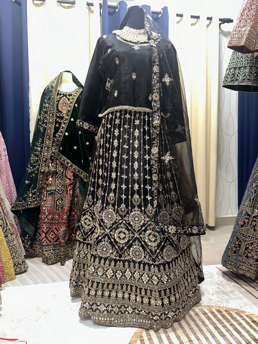 Grand Party Mirror Jetblack Lengha