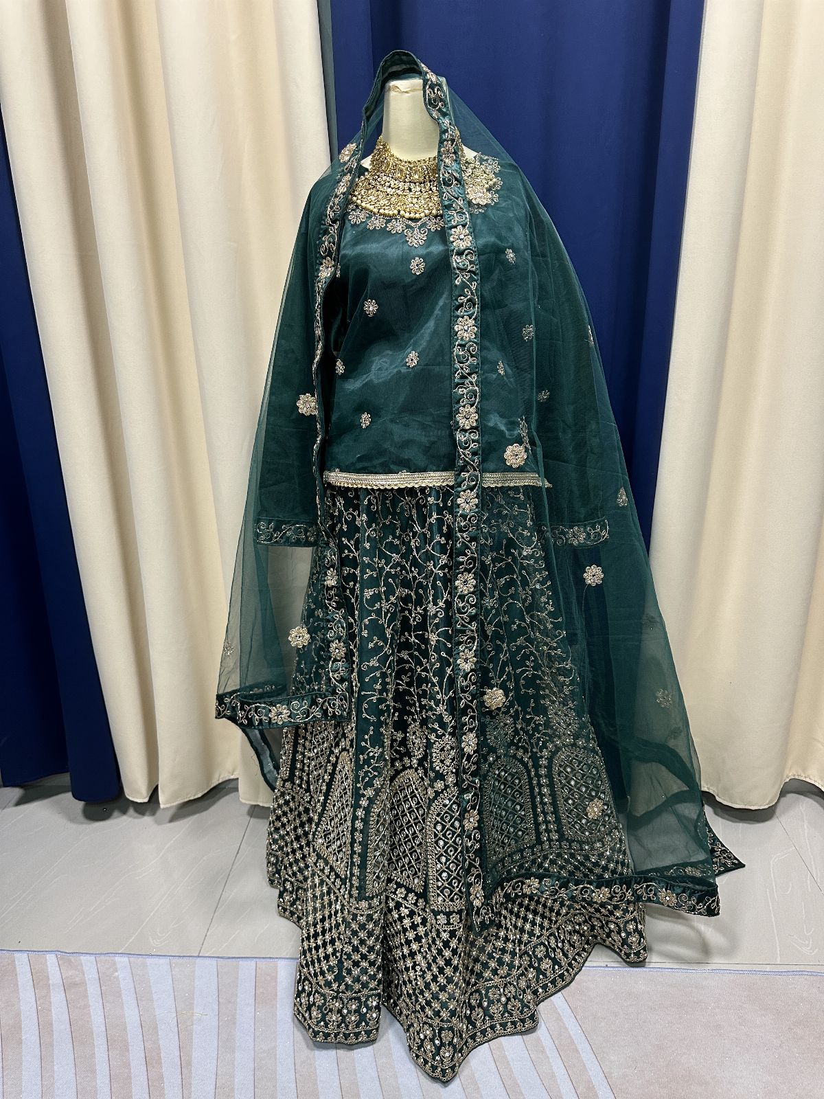 Plusize Party Mirror Emerald Green Lengha