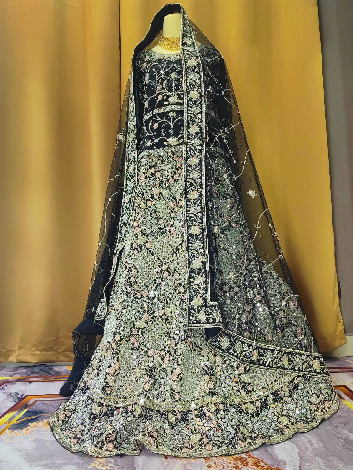 Grand Mirror Jetblack Lengha